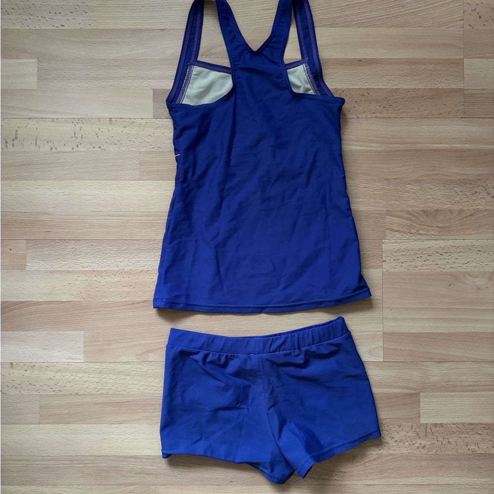 Slazenger Booty Short, and Racer Back top, NWOT, Size: 4 (US), 8 (UK)